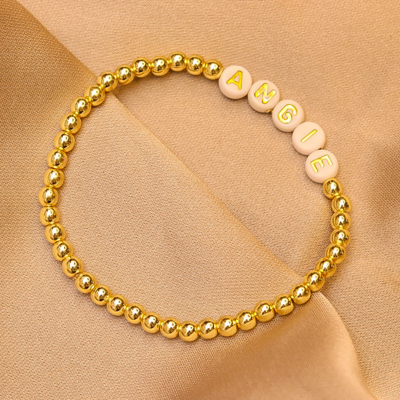 Pulsera de cuentas con nombre